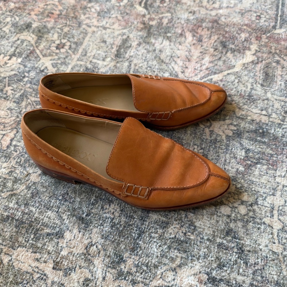 The FLEXX Bowery Tan Leather Scalloped Pointed Toe Loafers Shoes Womens 7M - Picture 2 of 7
